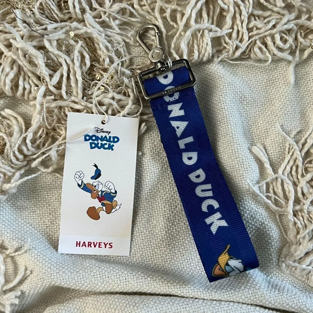 Harveys Seatbelt Donald Duck CNG Click & Go Keychain NEW